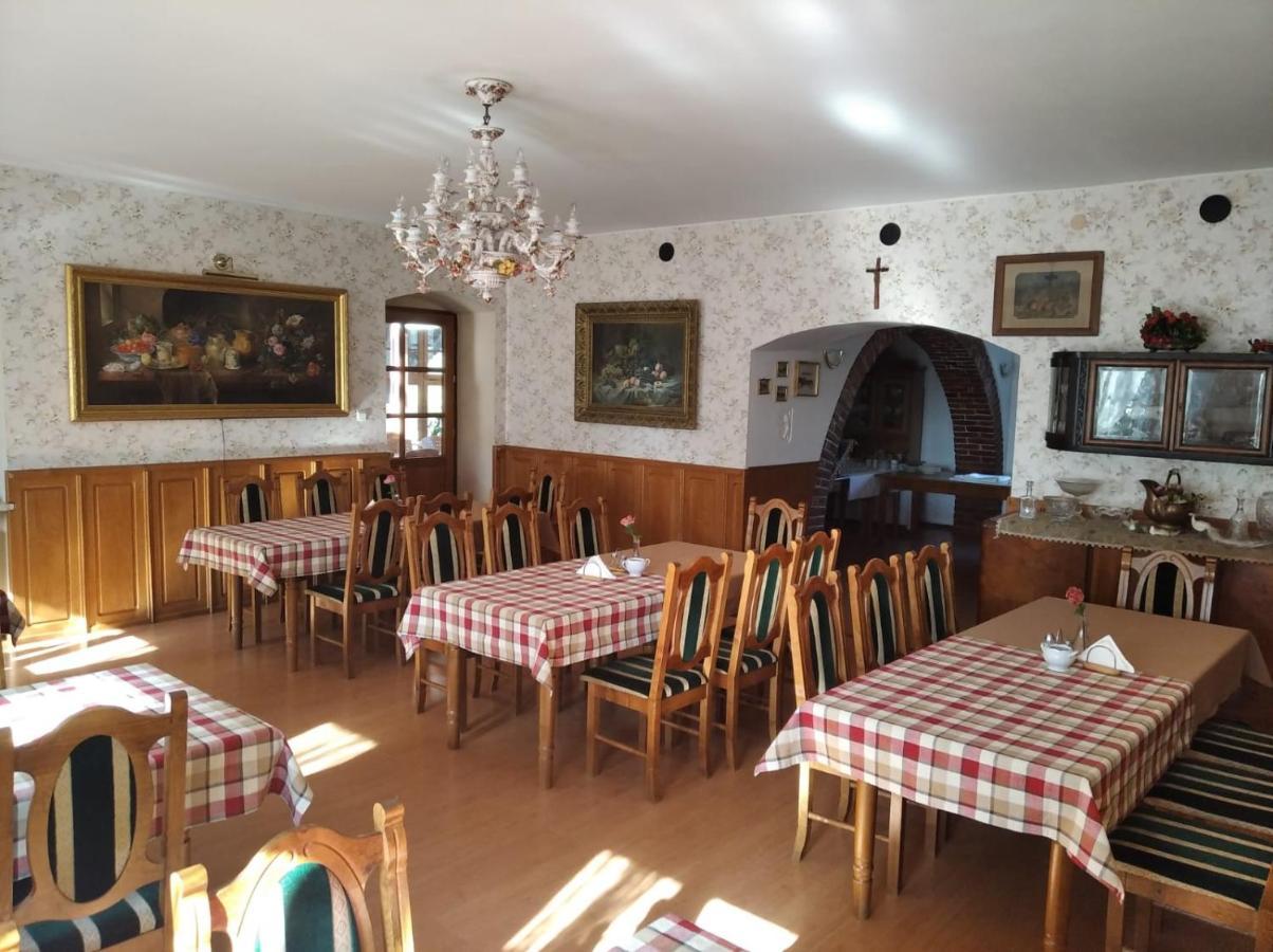 Dworek Pod Herbem Gadkowice Экстерьер фото